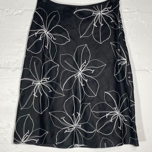 NWT Ann Taylor Embroidered Circle Skirt Linen Silk Blend Black Floral Size 2 - Picture 2 of 10